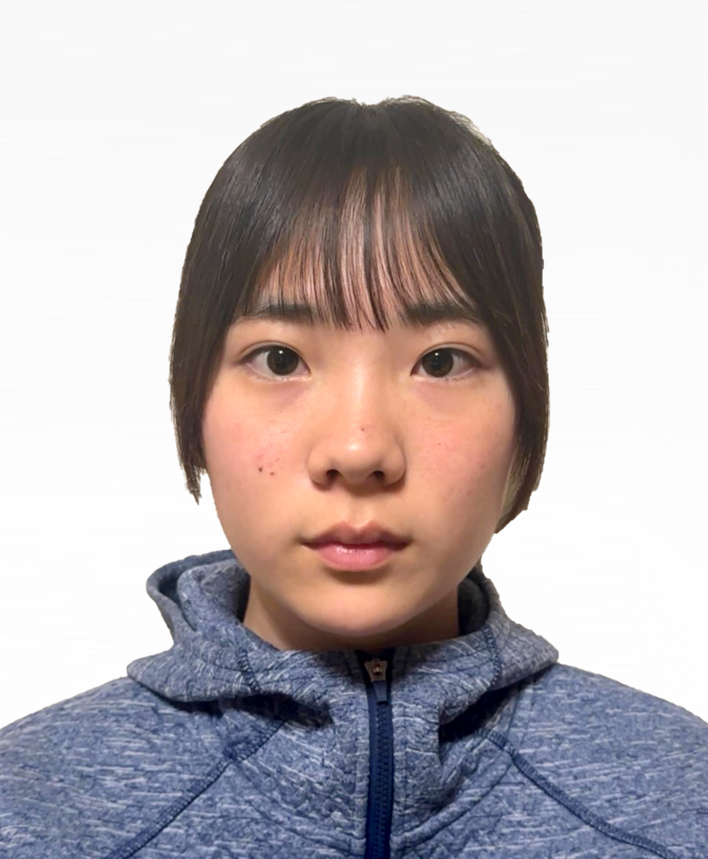 長谷川　芽依