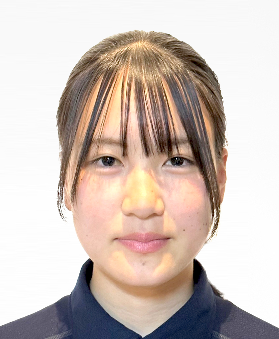 山﨑　詩由衣