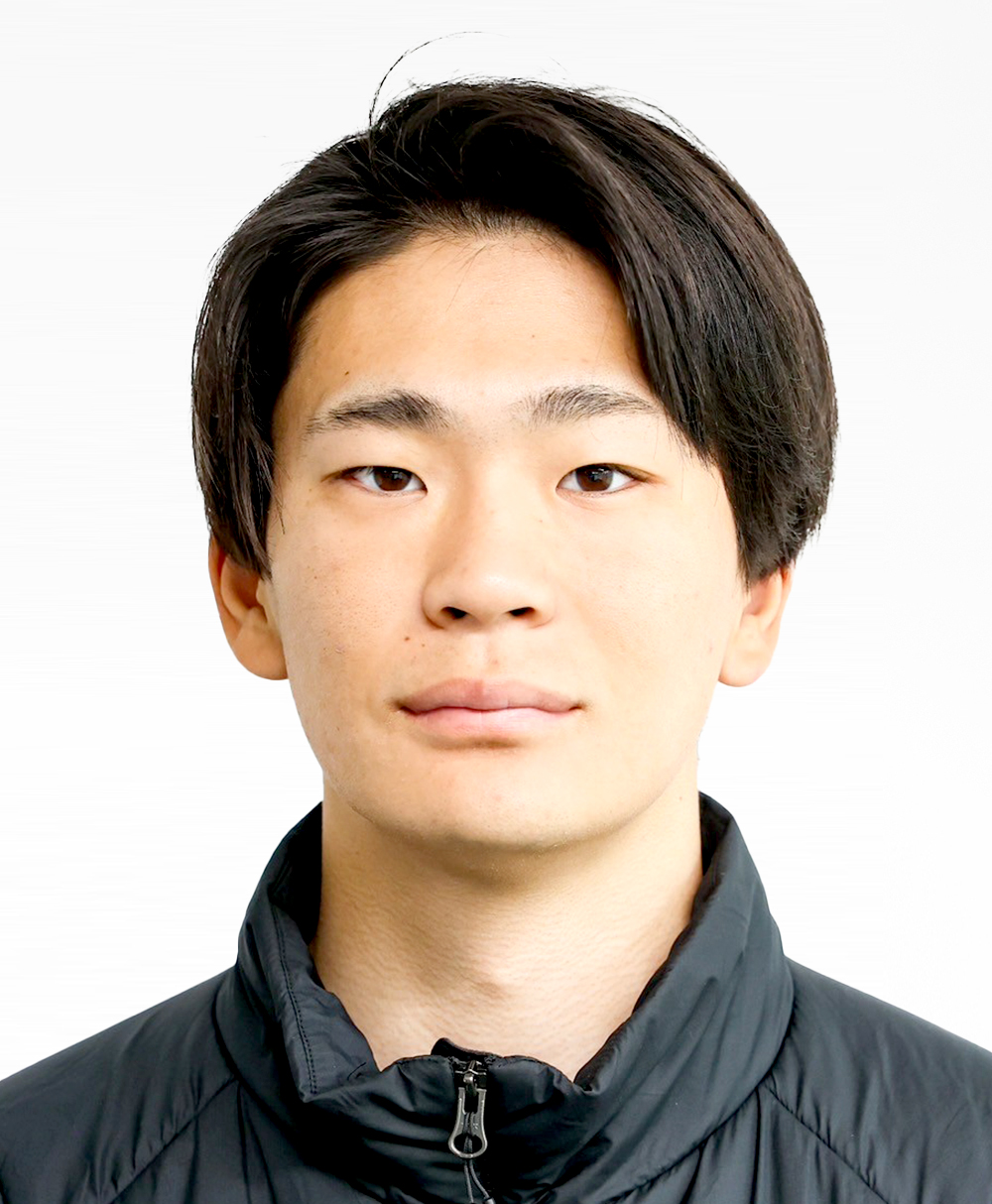 川岡　士真