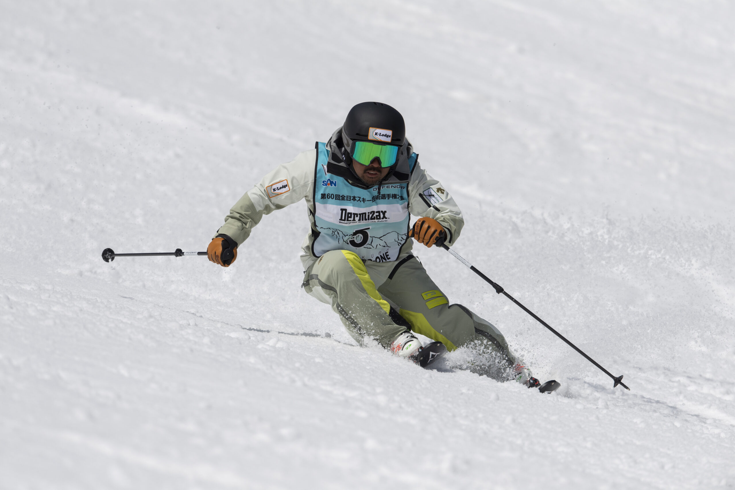 Photo Report】第60回全日本スキー技術選手権大会 | 公益財団法人 