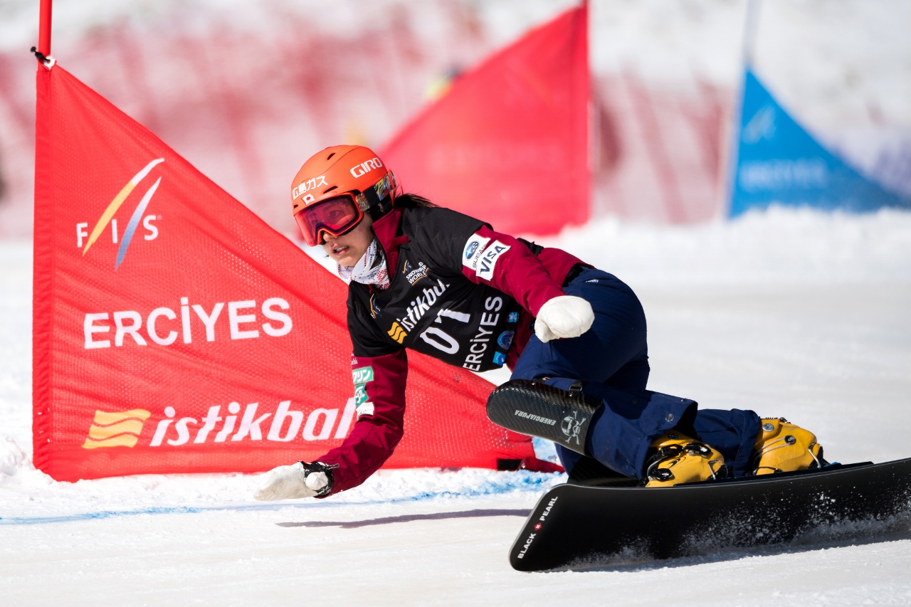 FIS Snowboard World Cup - Kayseri TUR - PGS - TAKEUCHI Tomoka JPN ｩ Miha Matavz/FIS