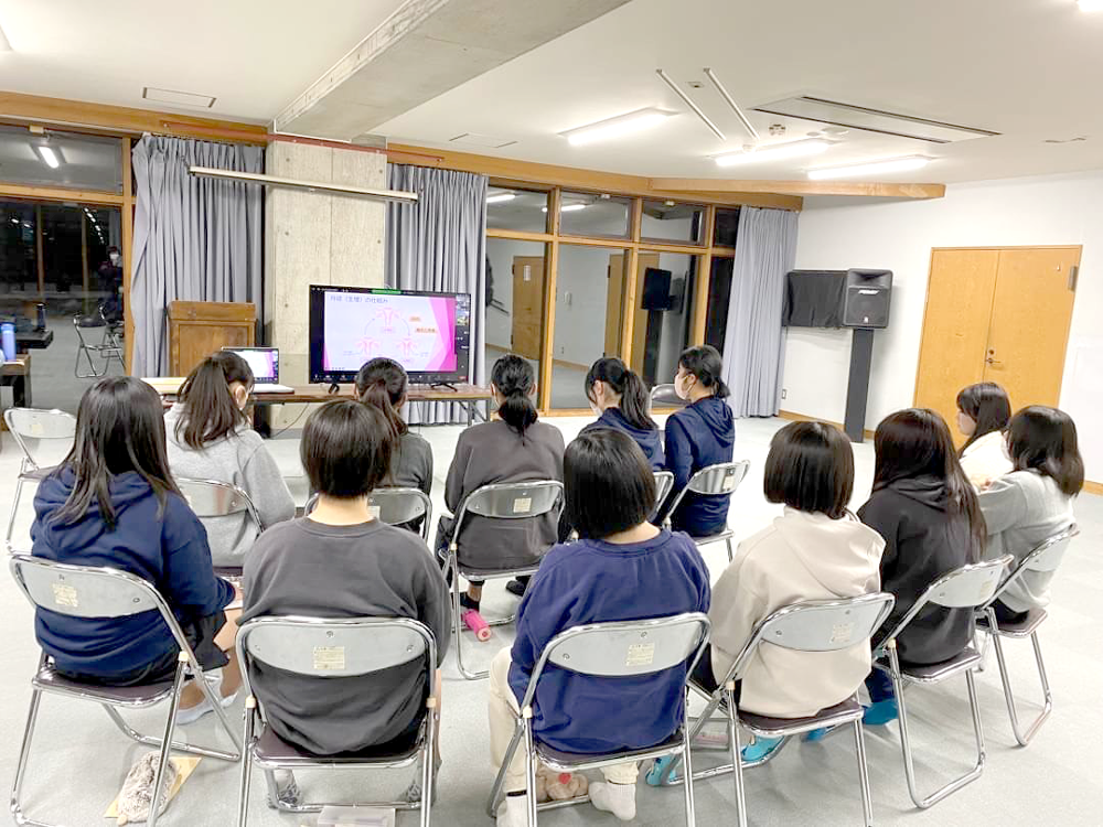 女子選手に対する女性アスリートセミナー