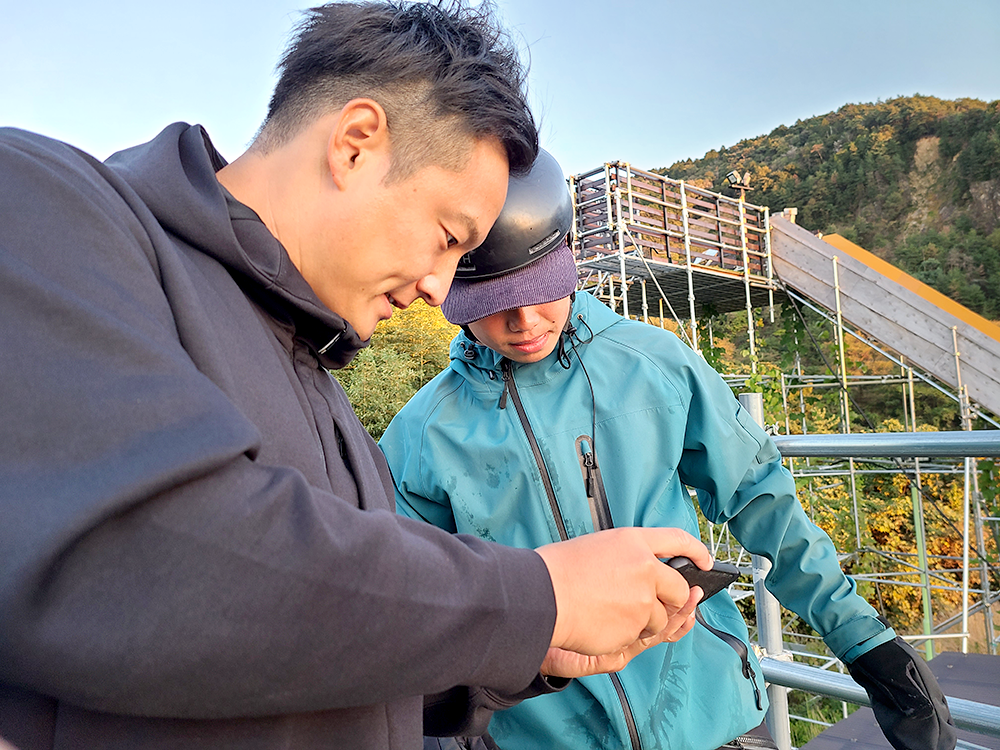 動作解析スタッフの白川氏と