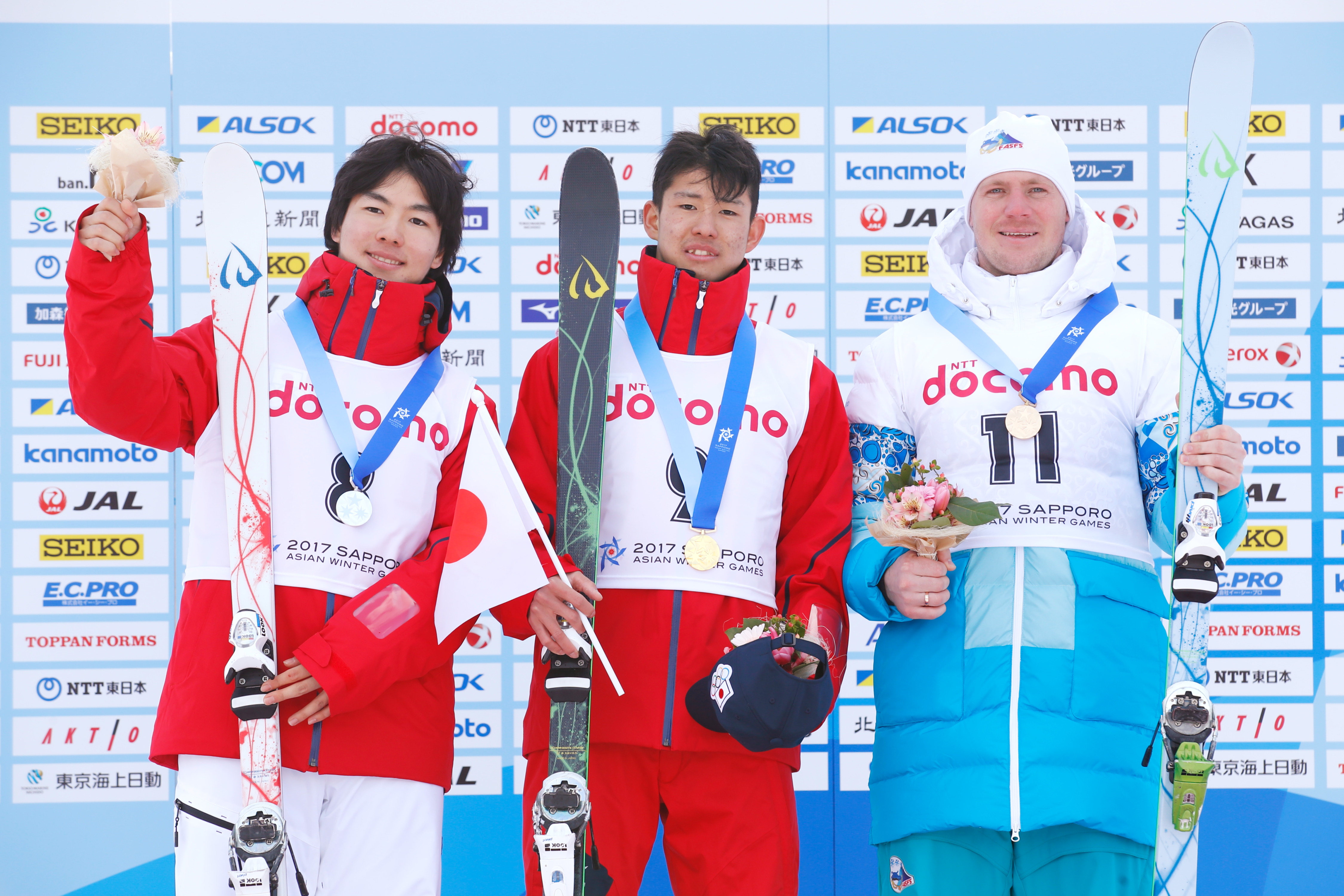 (L-R )xs^/Ikuma Horishima, ´åq/Daichi Hara (JPN), Dmitriy Reikherd (KAZ),  FEBRUARY 24, 2017 - Freestyle Skiing :  Women's Dual Moguls Medal Ceremony  during the 2017 Sapporo Asian Winter Games  at Bankei Ski Park in Hokkaido, Japan.  (Photo by Sho Tamura/AFLO SPORT)