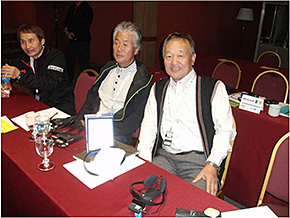 五十嵐理事とSIA役員(総会)