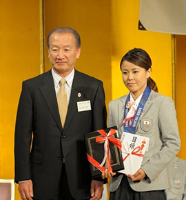 フリースタイル・スキーハーフパイプ銅メダル　小野塚彩那選手