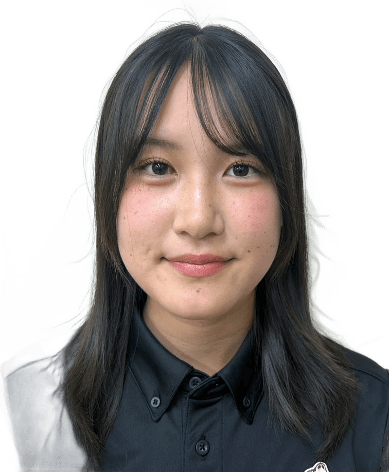 山﨑　詩由衣